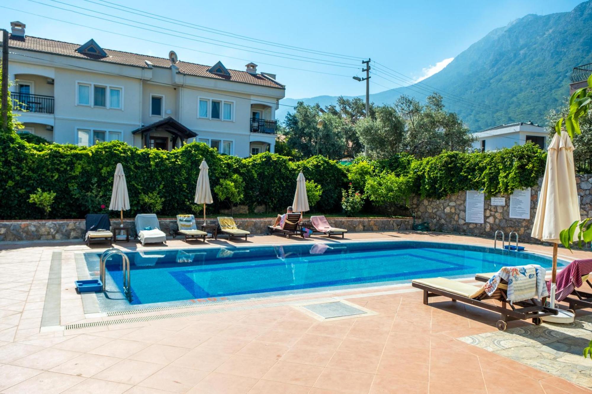 Sea Breeze Hotel And Apartments Ölüdeniz Esterno foto