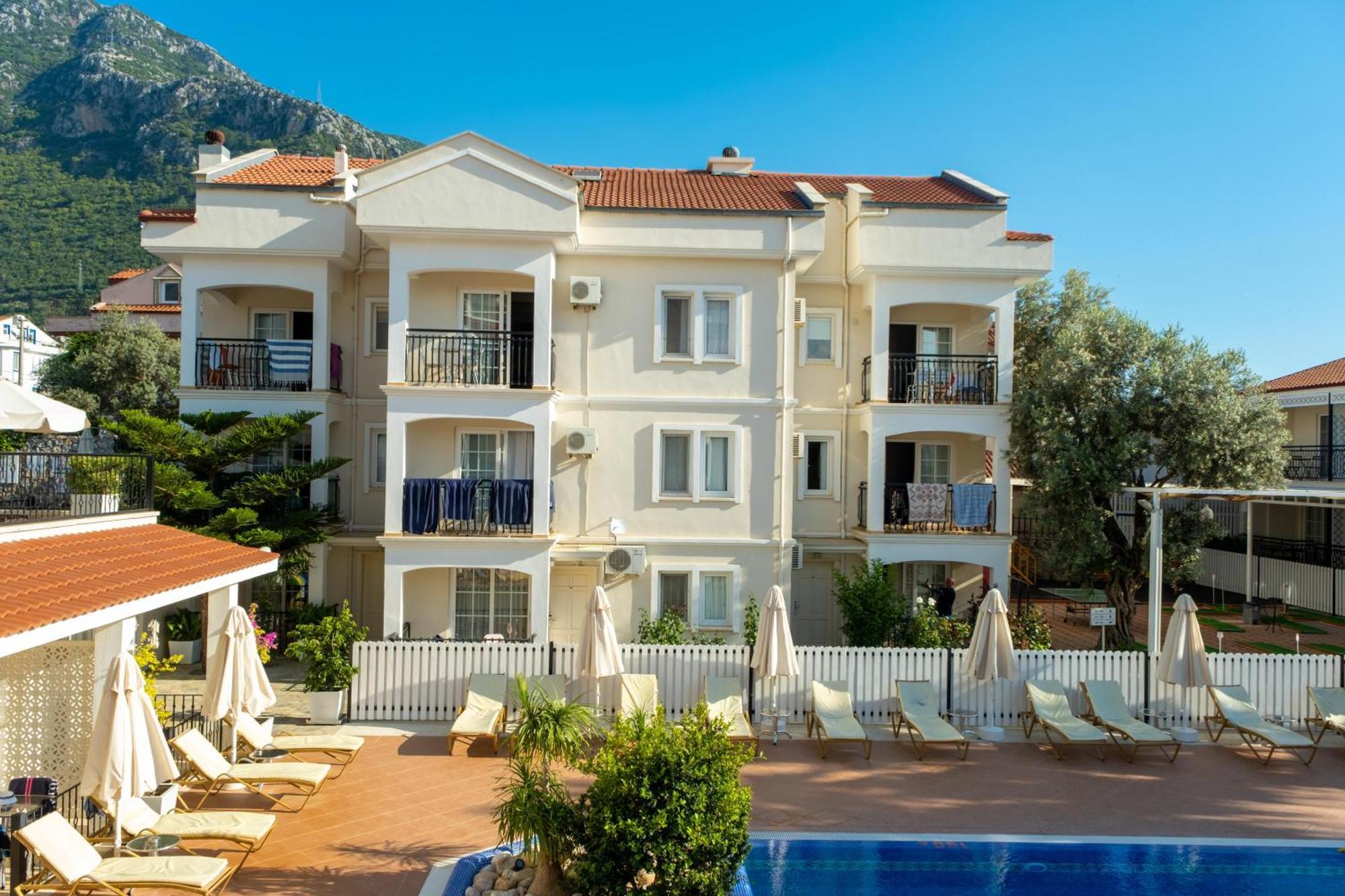 Sea Breeze Hotel And Apartments Ölüdeniz Esterno foto